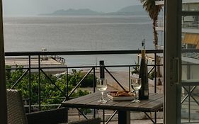 Sea View Apartment 