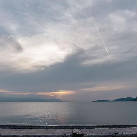 Sea View Apartment "Elise" Λουτράκι Εξωτερικό φωτογραφία