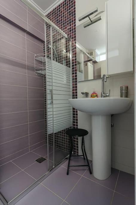 Sea View Apartment "Elise" Λουτράκι Εξωτερικό φωτογραφία
