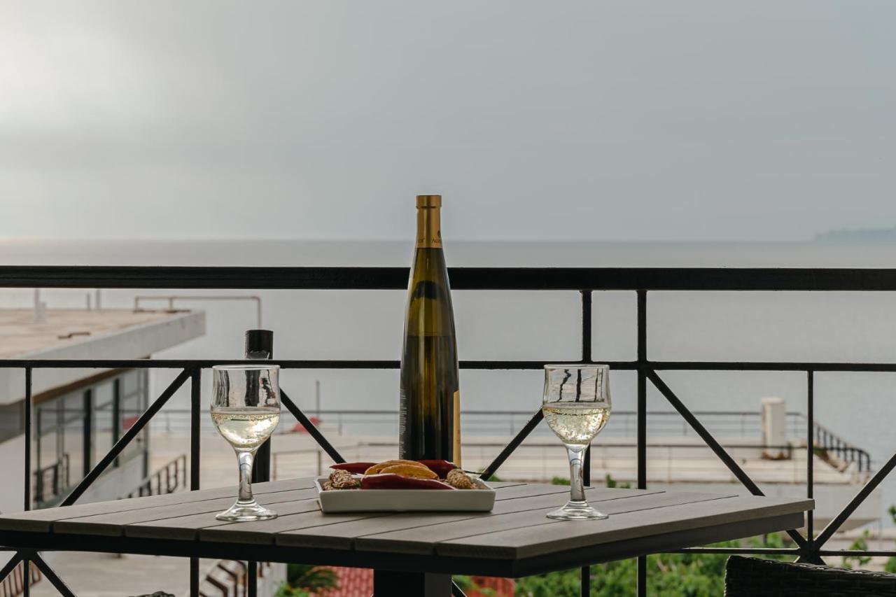 Sea View Apartment "Elise" Λουτράκι Εξωτερικό φωτογραφία