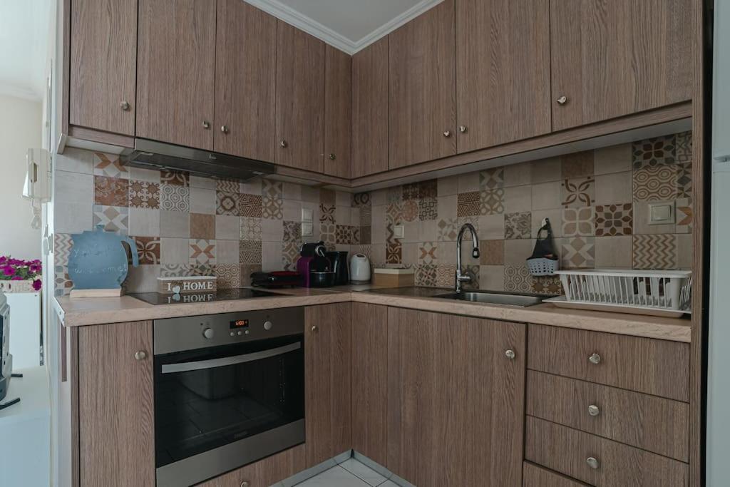 Sea View Apartment "Elise" Λουτράκι Εξωτερικό φωτογραφία